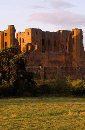 Kenilworth Castle in Warwickshire + Pre-Booking